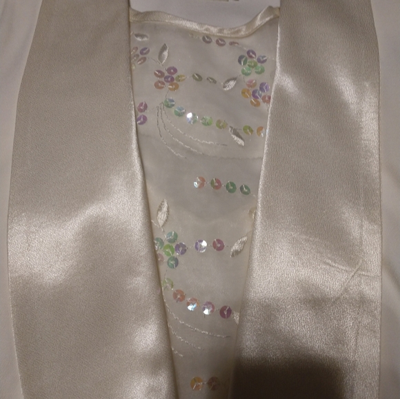 Elegant white jacket - Picture 4 of 11